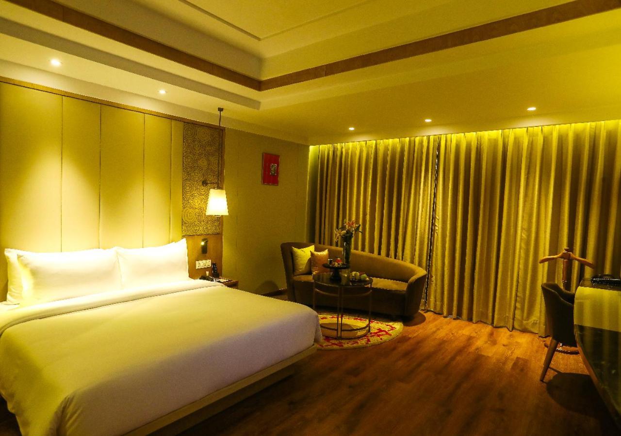 Radisson Bhopal Otel Dış mekan fotoğraf