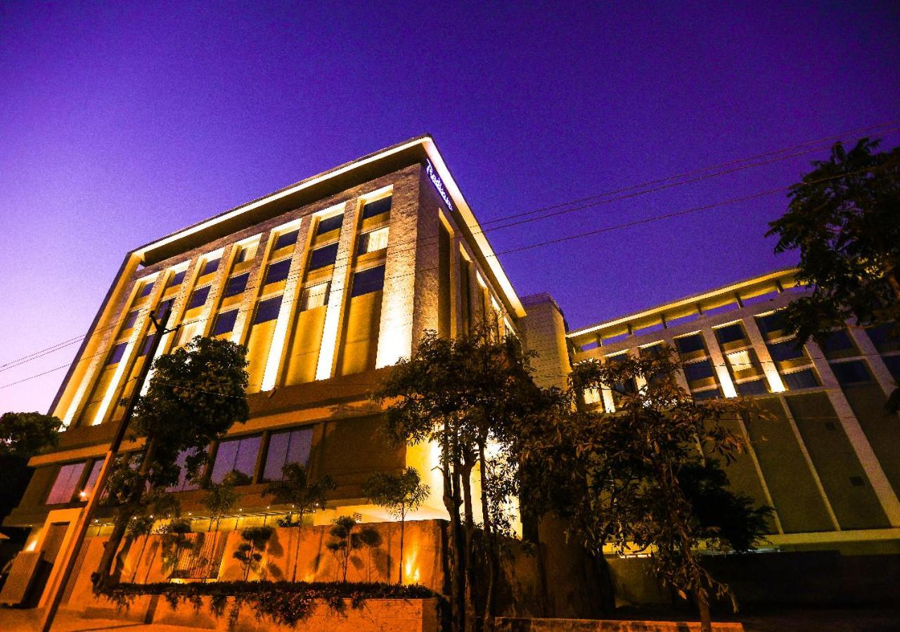 Radisson Bhopal Otel Dış mekan fotoğraf