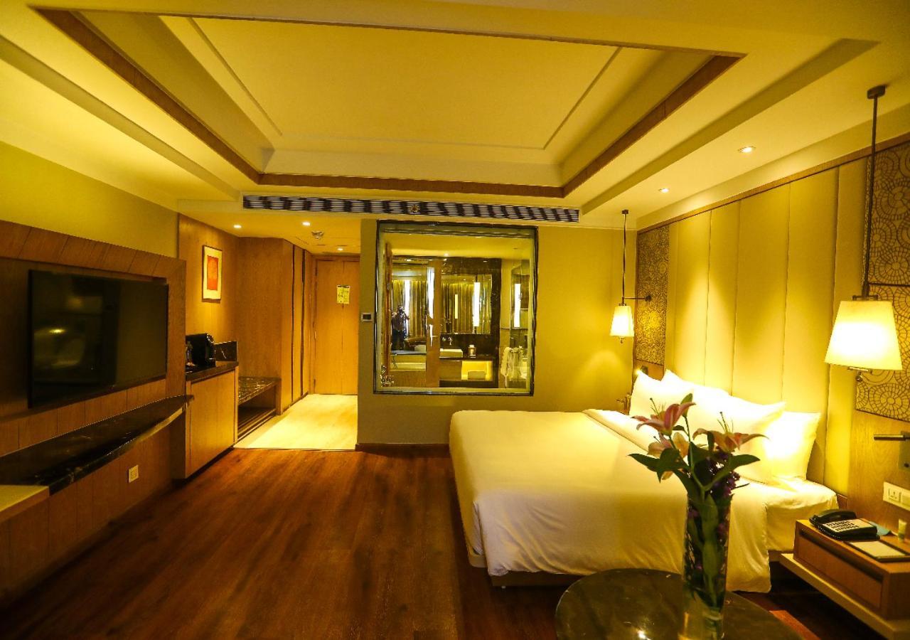 Radisson Bhopal Otel Dış mekan fotoğraf