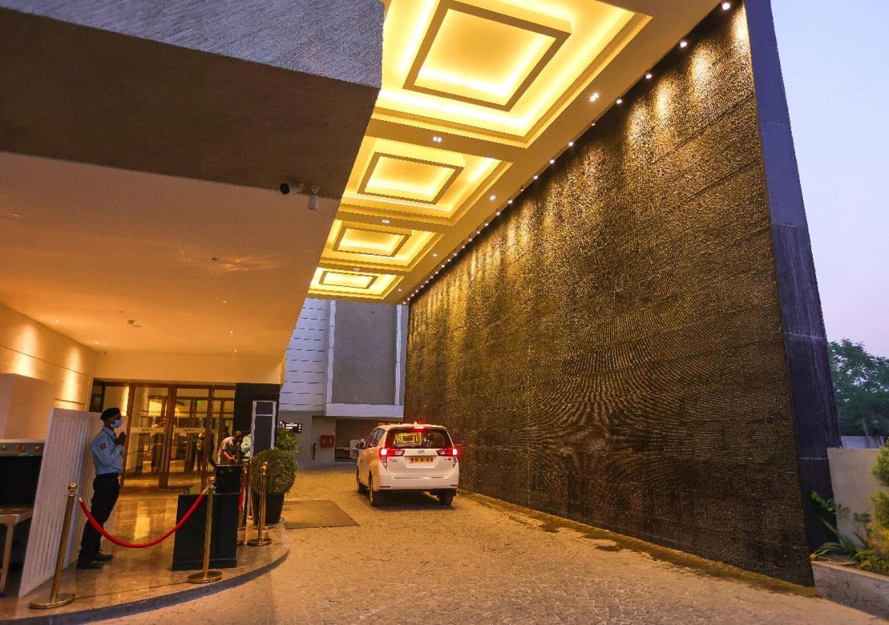 Radisson Bhopal Otel Dış mekan fotoğraf