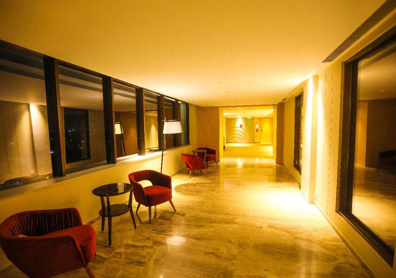 Radisson Bhopal Otel Dış mekan fotoğraf