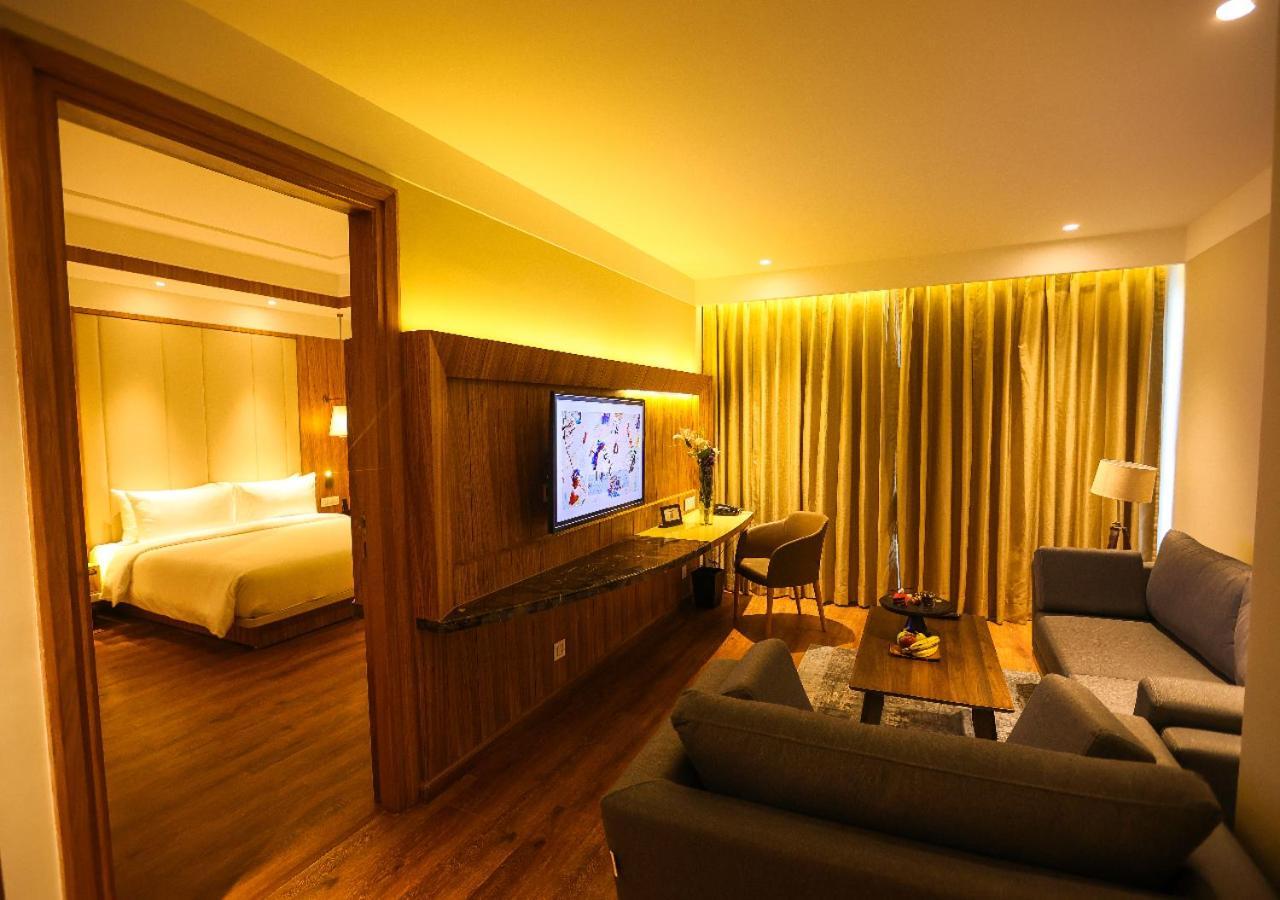 Radisson Bhopal Otel Dış mekan fotoğraf