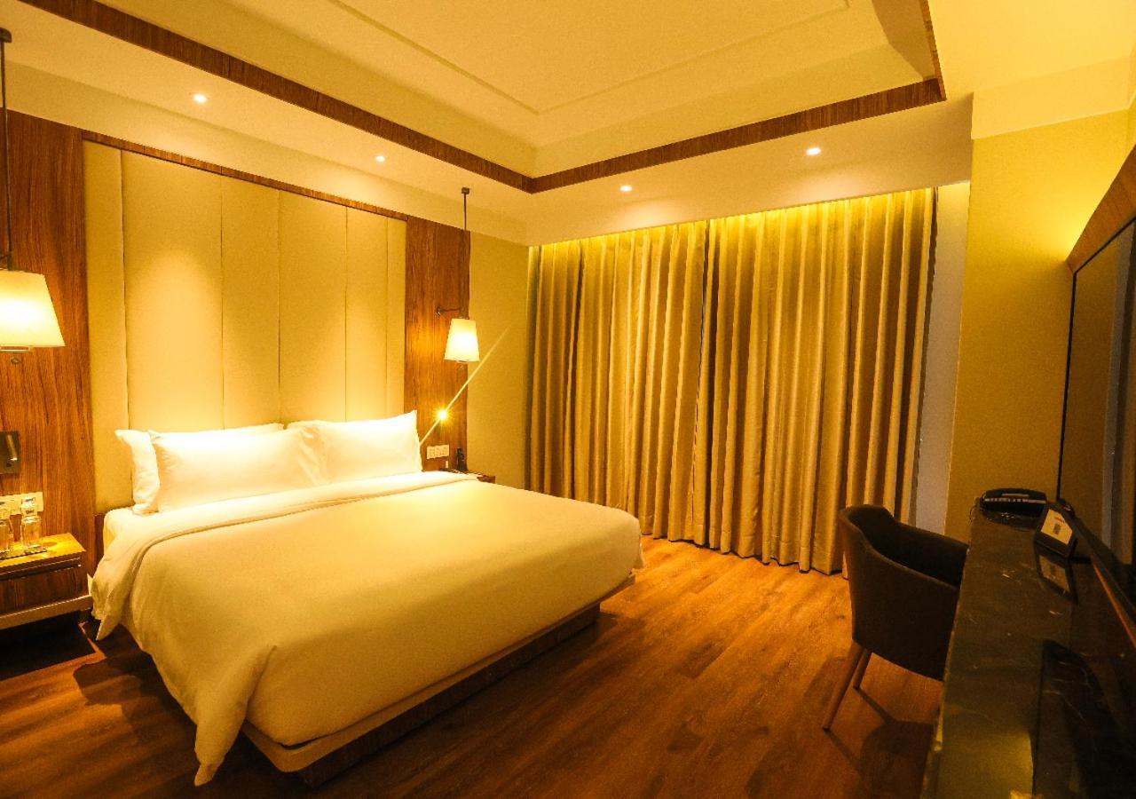 Radisson Bhopal Otel Dış mekan fotoğraf