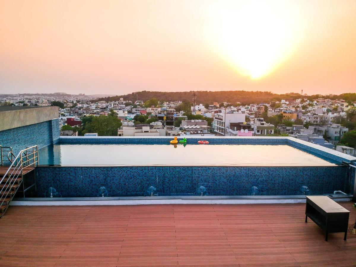 Radisson Bhopal Otel Dış mekan fotoğraf